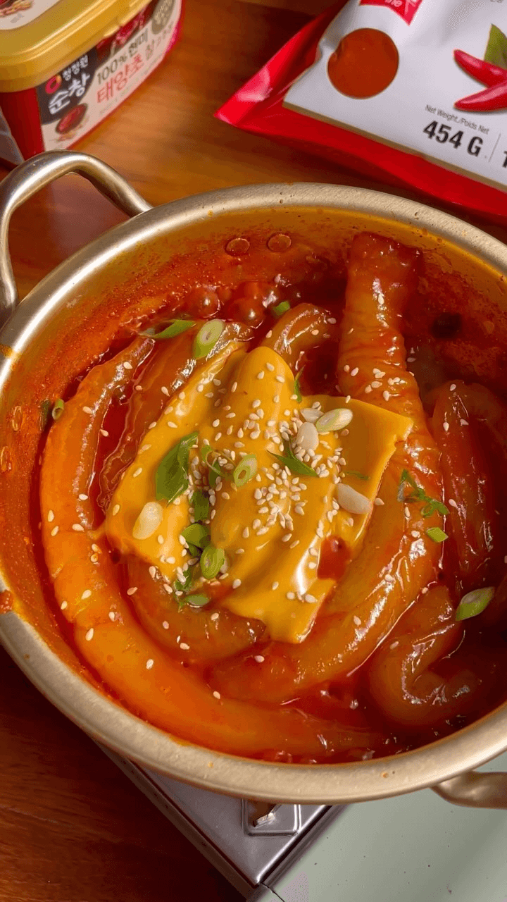 Super Easy Rice Paper Tteokbokki