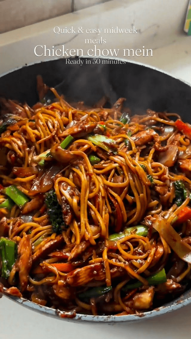 Quick & Easy Chicken Chow Mein