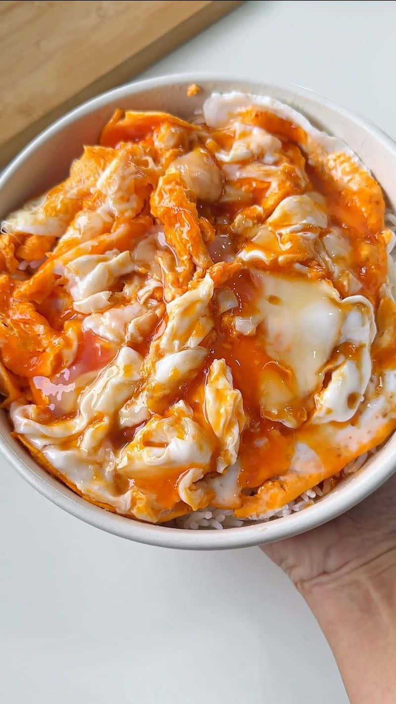 Scrambled Eggs with Soy Sauce over Rice