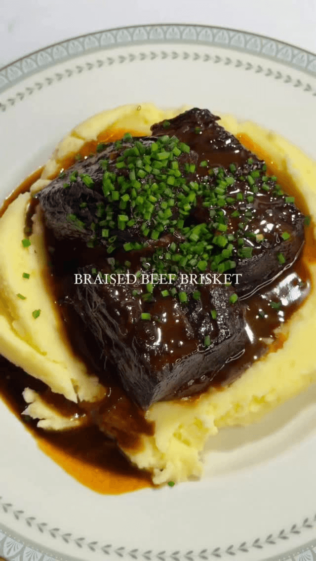 Braised Beef Brisket with Creamy Mashed Potatoes