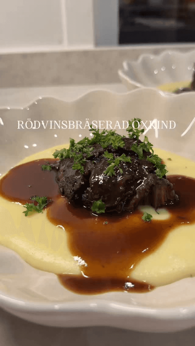 Red Wine Braised Ox Cheek with Celeriac & Potato Purée