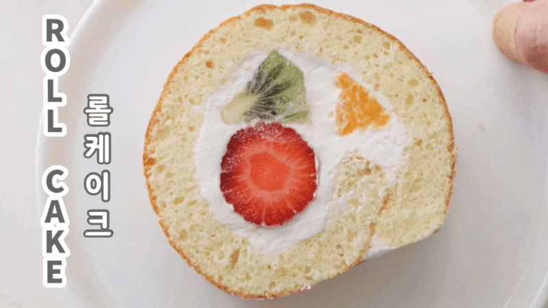 How to Make a Very Fluffy Fruit Roll Cake | Silky Roll Cake