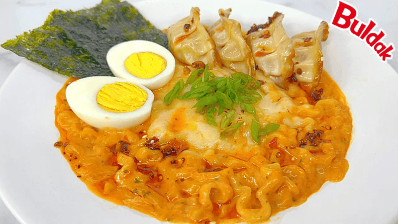 HOW TO MAKE CREAMY CARBONARA BULDAK NOODLES!