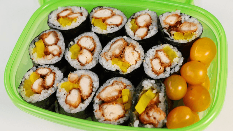 Chicken Gimbap (Dakgogi-gimbap) Thumbnail
