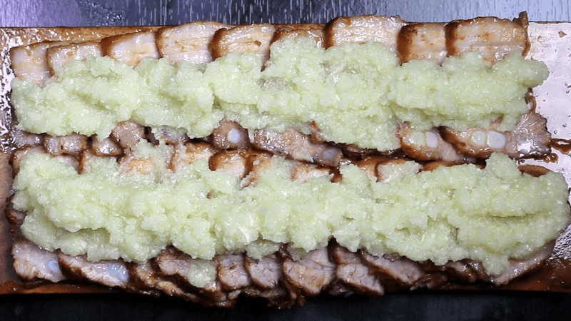 Sweet and Savory Garlic Bossam Thumbnail