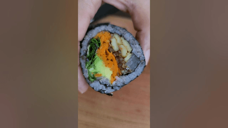Versatile Kimbap Thumbnail